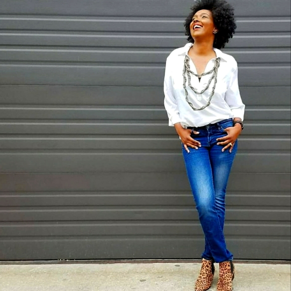 Meet your Posher, Martine - Picture 1 of 1